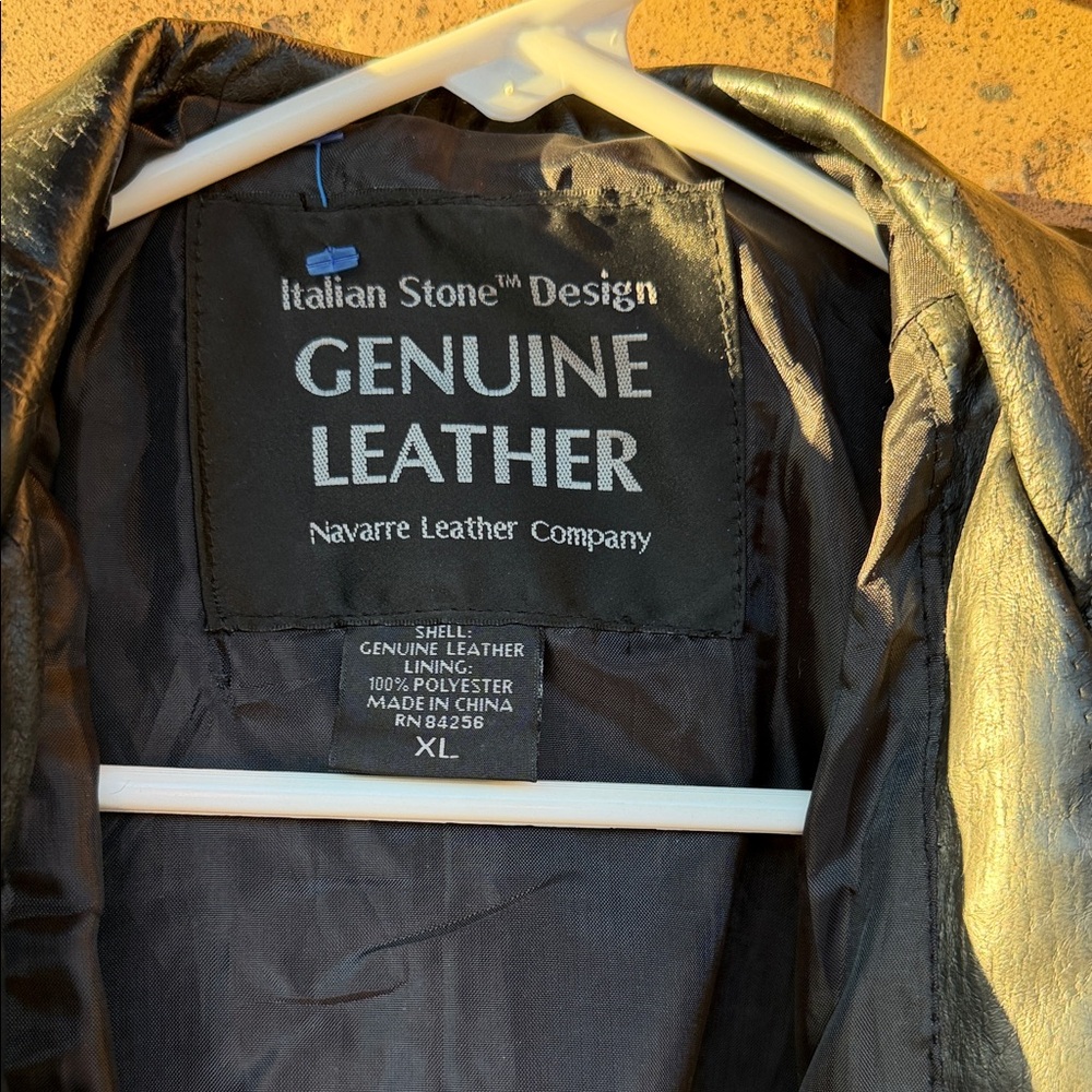 Genuine Leather Men's Black Long Trench Coat - Classic Style - Picture 2 of 13